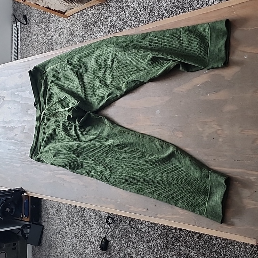 Lululemon Pants Men’s Large Green Jogger Engineered Warmth Merino Wool M5654S